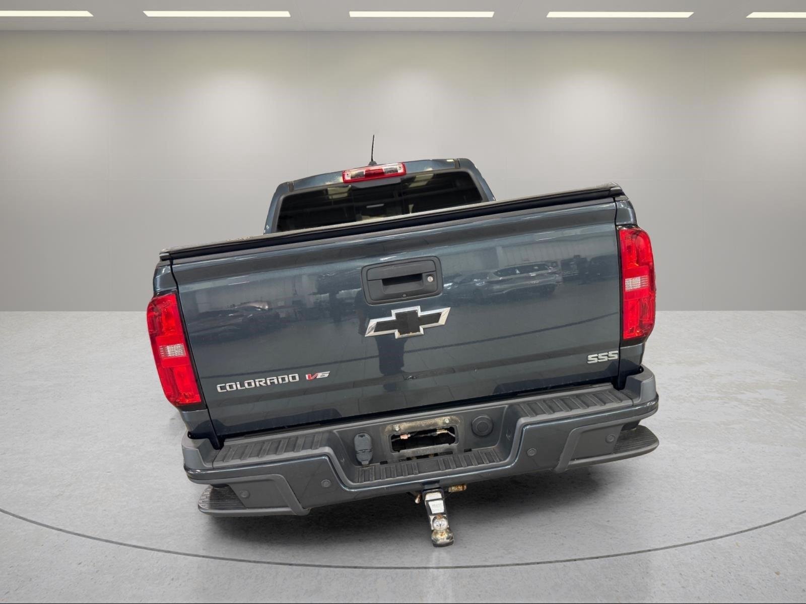 Used 2020 Shadow Gray Metallic Chevrolet 2WD Z71 image 9