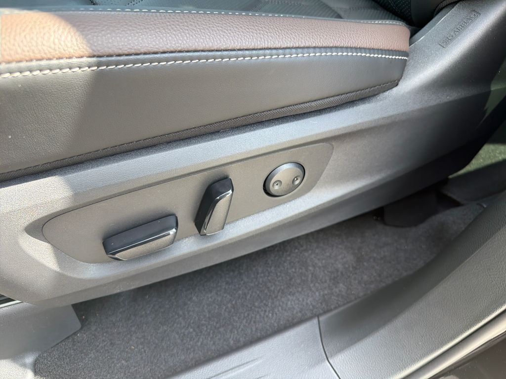 New 2026 Nissan Pathfinder Platinum 4D Sport Utility
