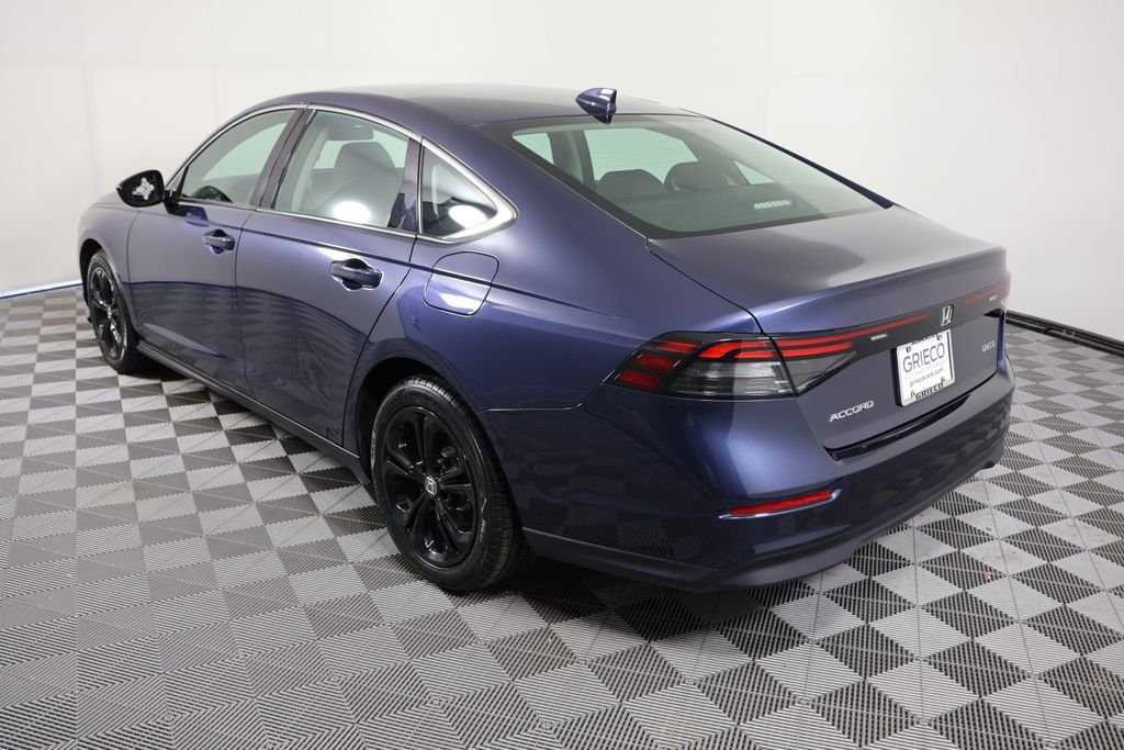 2023 Honda Accord EX - Photo 6