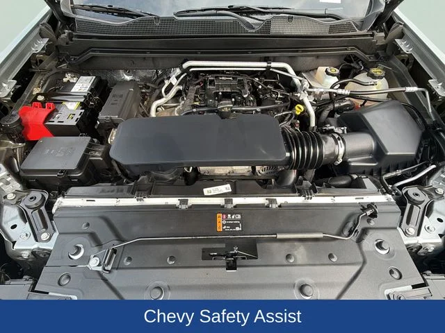 Used 2024 Gray Chevrolet LT image 27