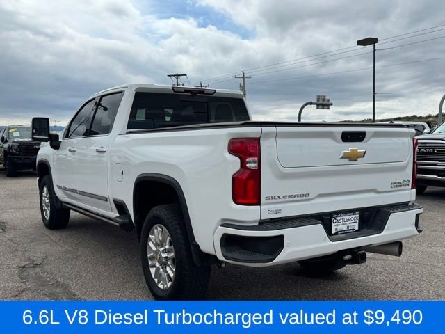 Used 2024 Summit White Chevrolet High Country image 3