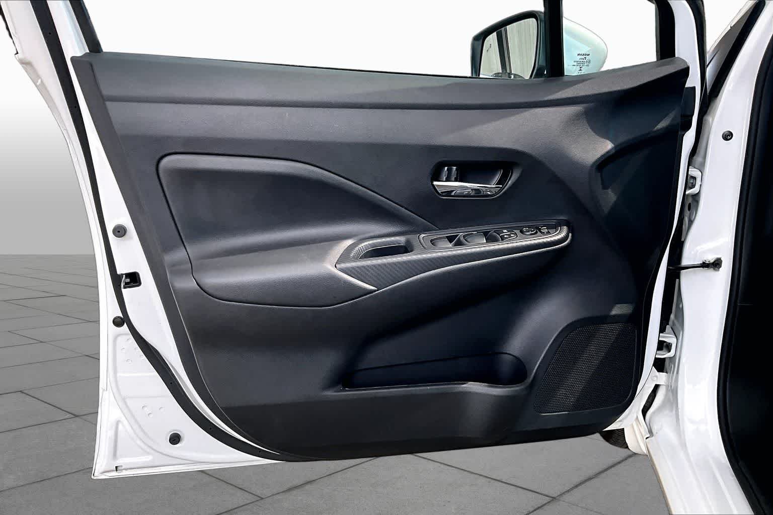 2025 Nissan Versa Sedan SV - Photo 21