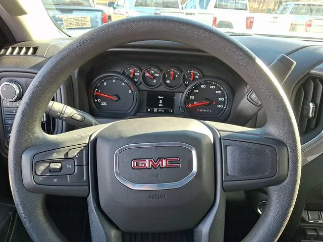 New 2026 Summit White GMC Pro image 17