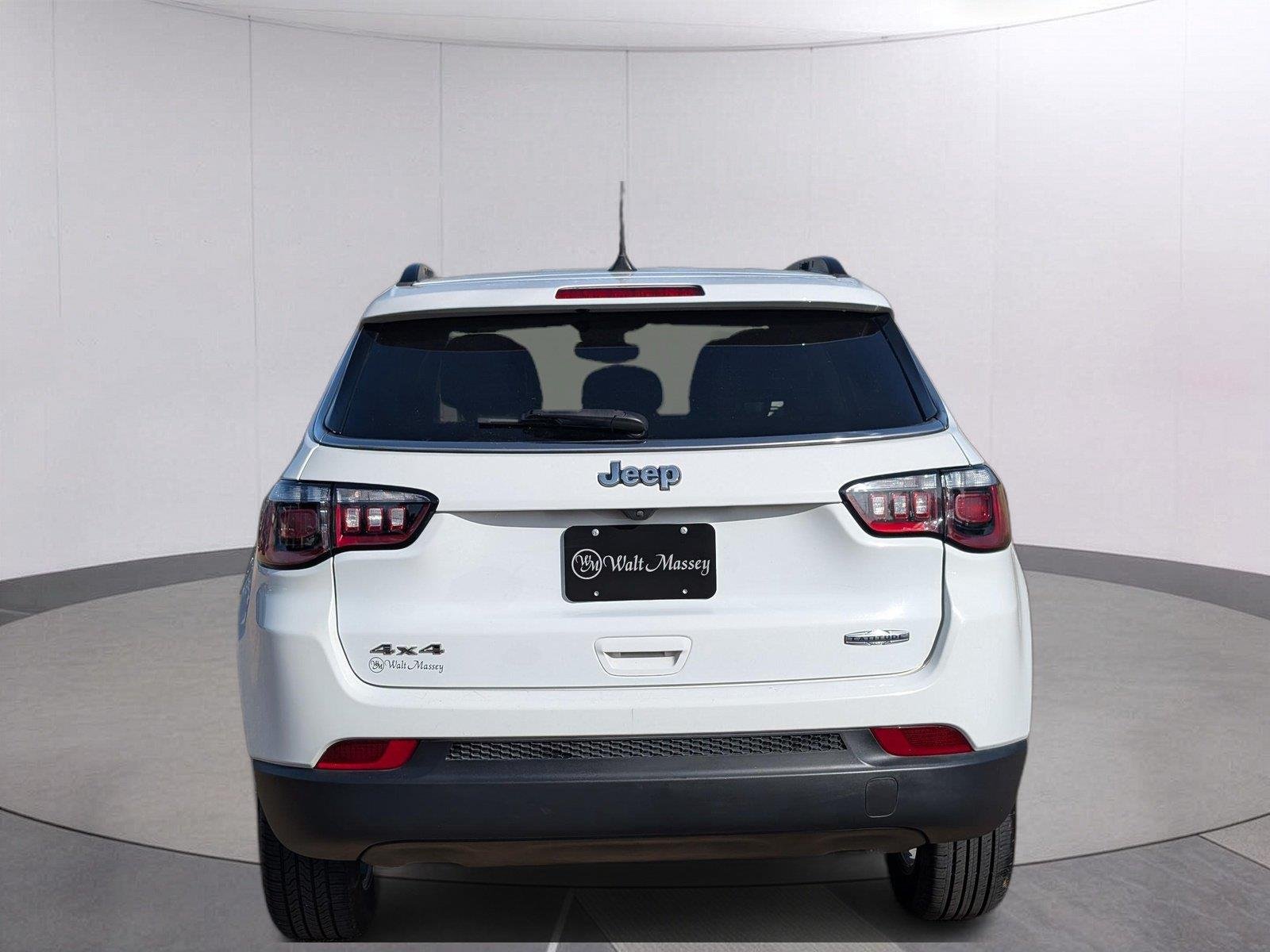 Used 2024 Bright White Clearcoat Jeep Latitude image 4
