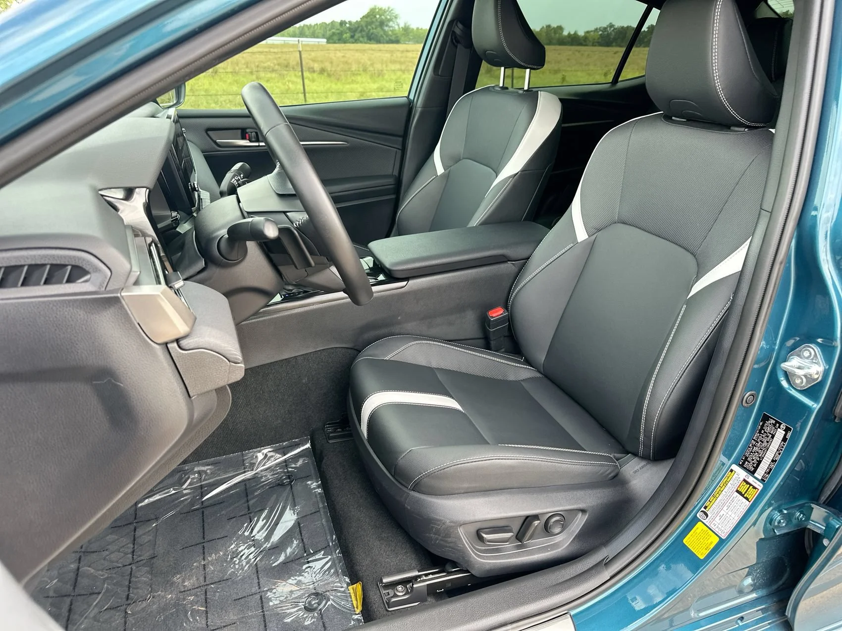 Used 2026 Ocean Toyota SE image 11