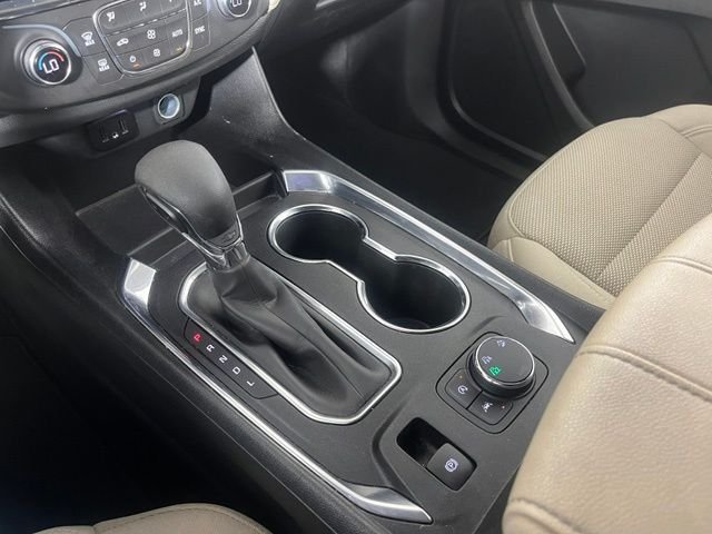 Used 2023 Gray Chevrolet LS image 33