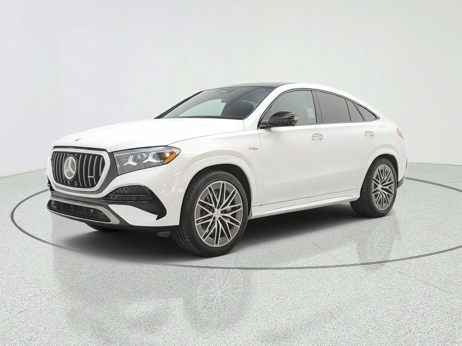 New 2027 MANUFAKTUR Moonlight White Metallic Mercedes-Benz AMG® GLE 53e 4MATIC+ Coupe image 22