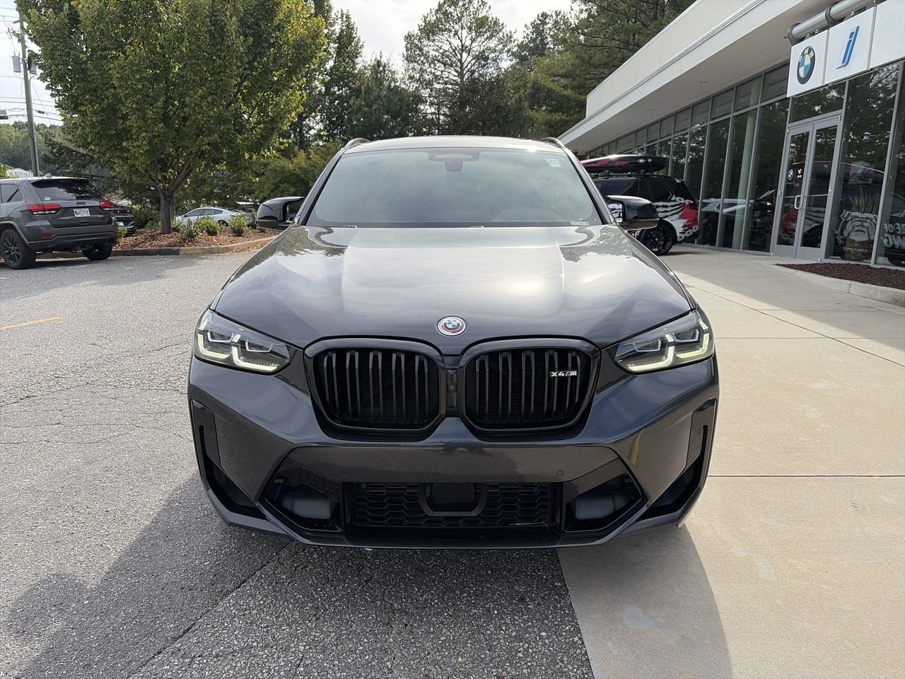 Used 2023 Dark Graphite Metallic BMW  image 3