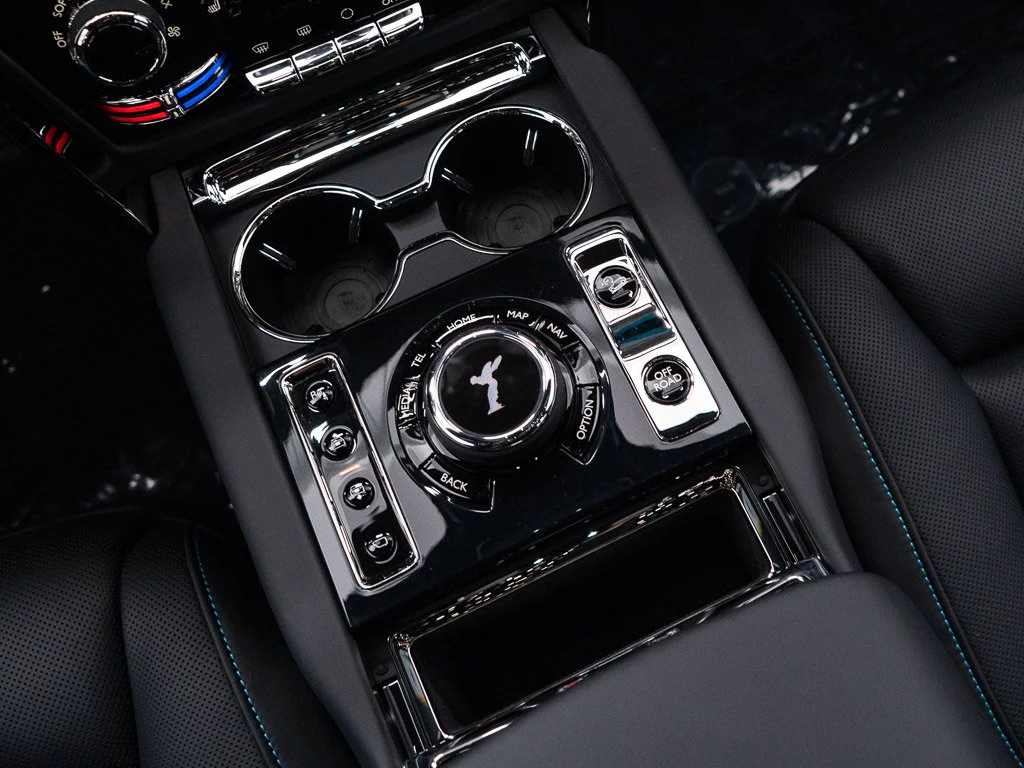 New 2027 Black Diamond Rolls-Royce  image 40