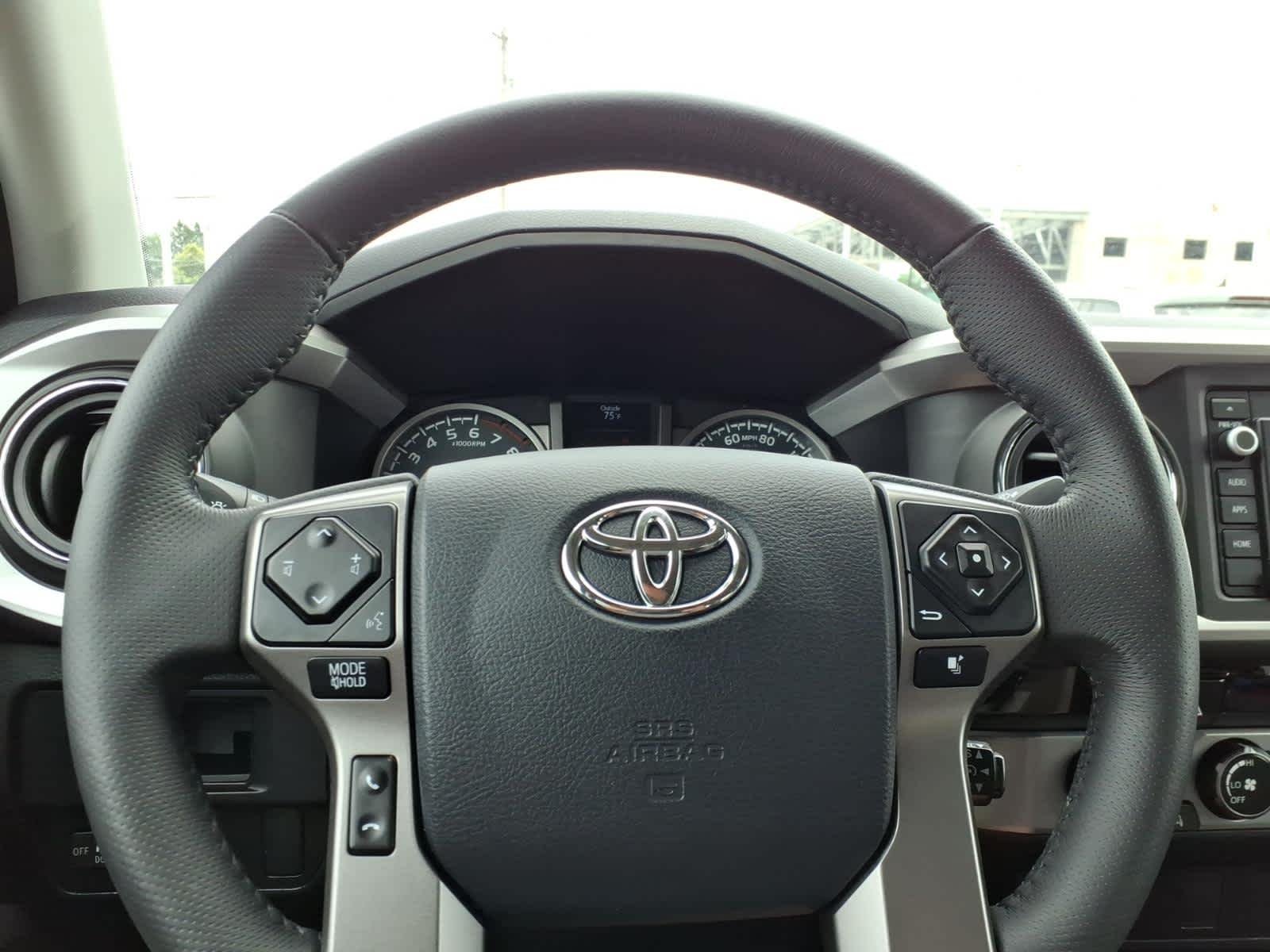 Used 2017 Blazing Blue Pearl Toyota SR5 image 22