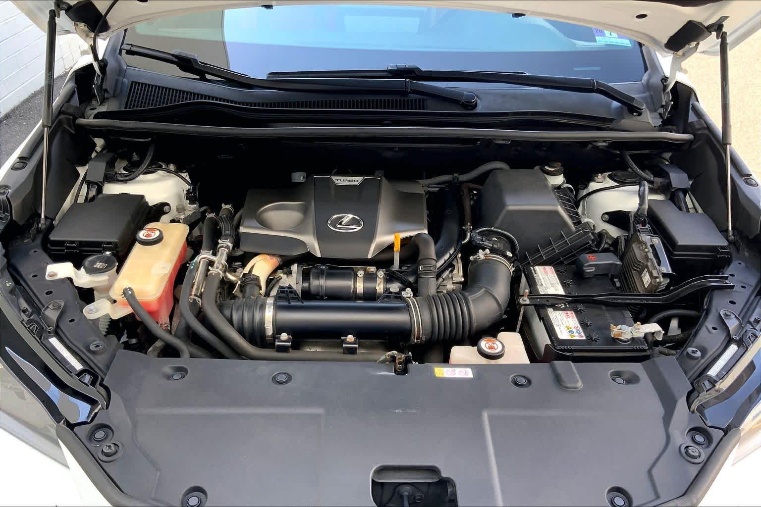 Used 2019 Ultra White Lexus F SPORT image 29