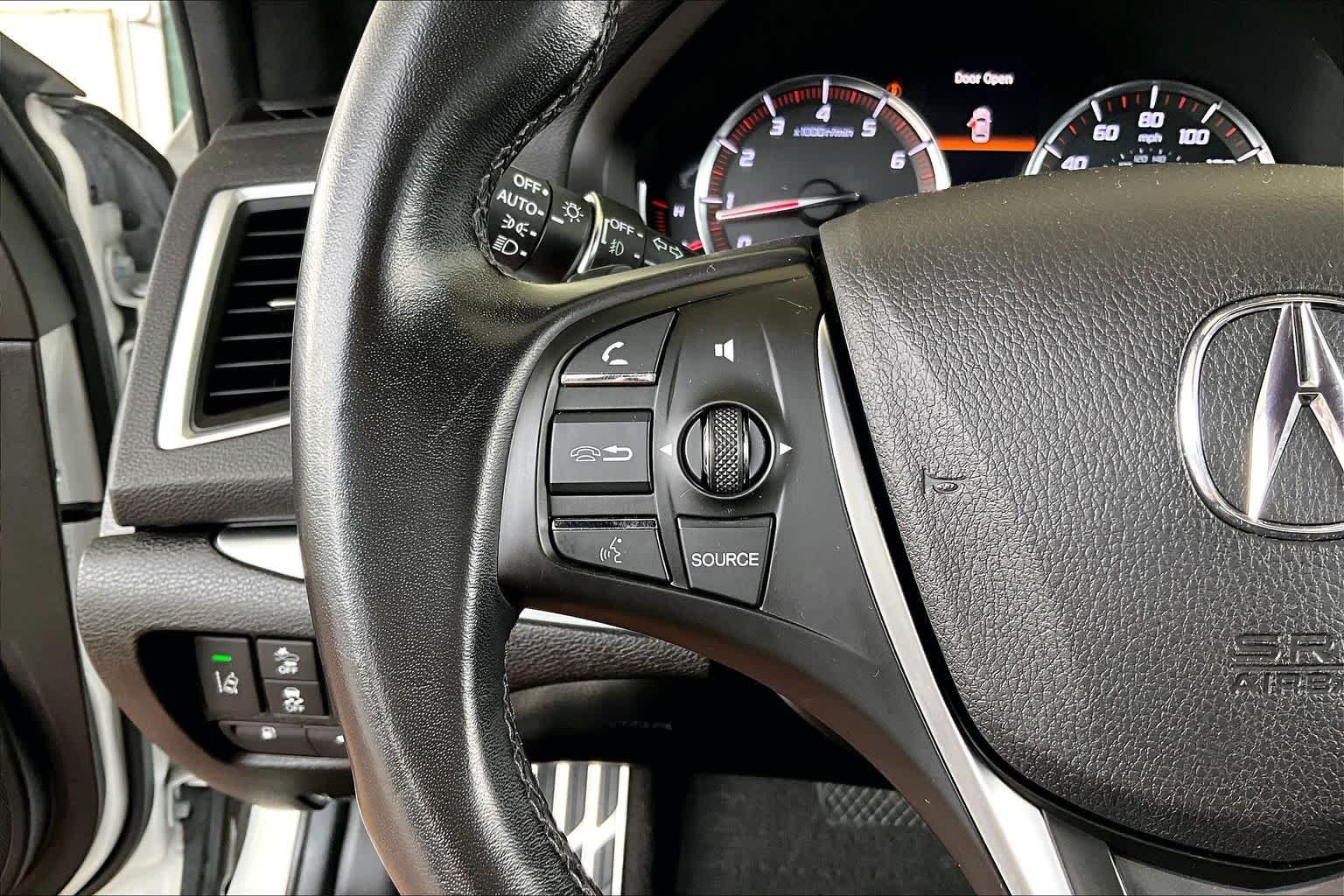 Used 2020 Platinum White Pearl Acura w/Technology/A-Spec Pkg image 22