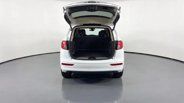 Used 2017 White Buick Essence image 27