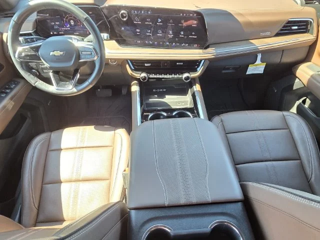 Used 2025 Beige Chevrolet High Country image 12