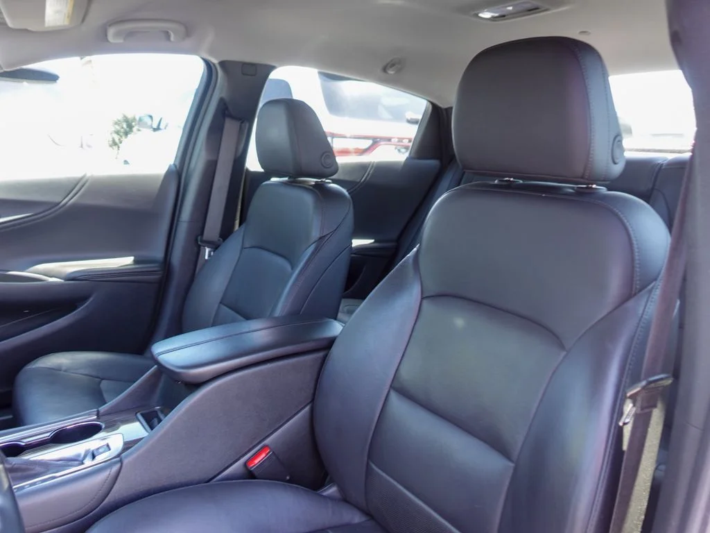 Used 2024 Summit White Chevrolet LT image 23