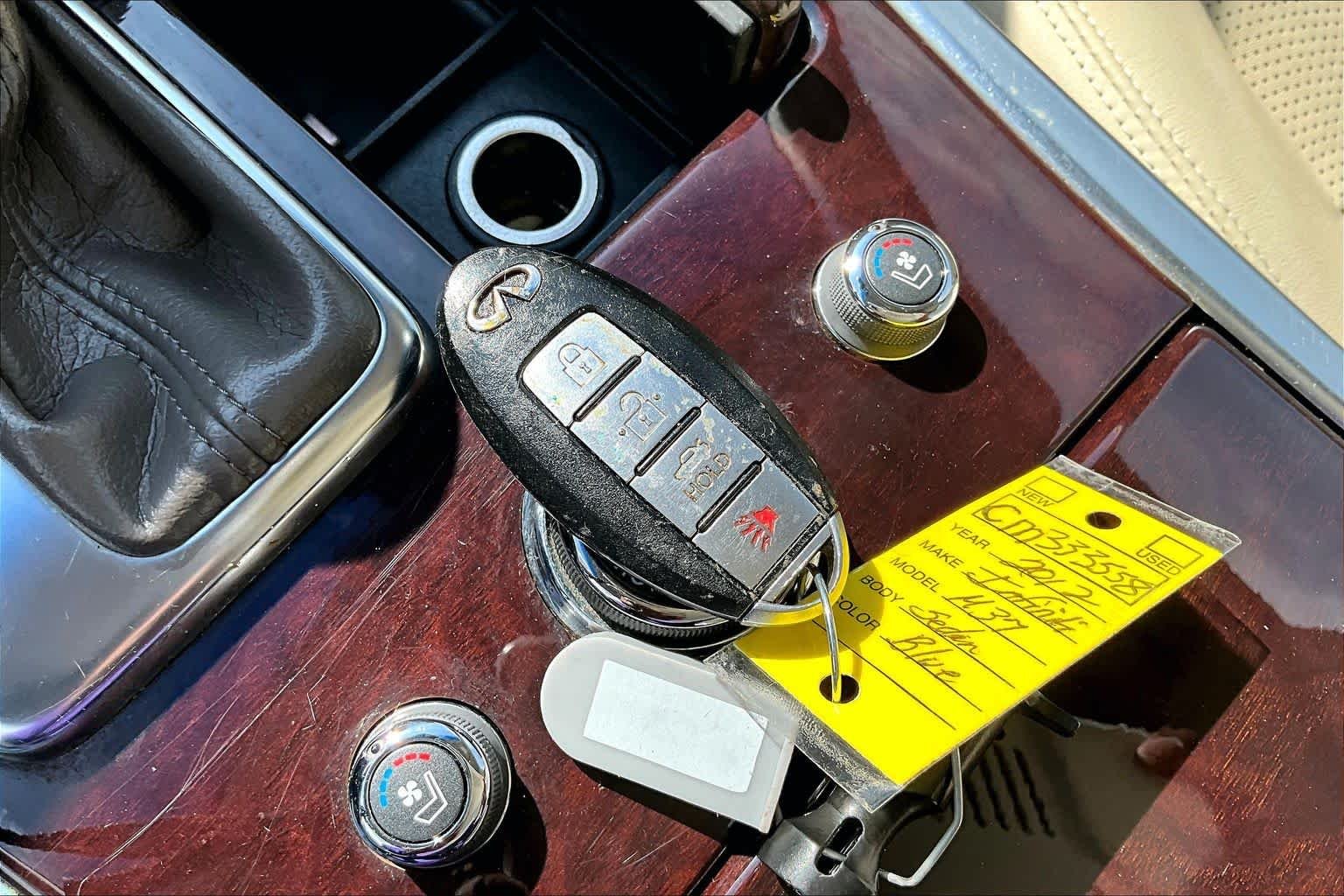 Used 2012 Harbor Blue INFINITI  image 15