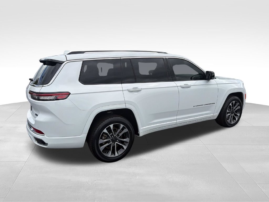 Used 2021 White Jeep Overland image 5