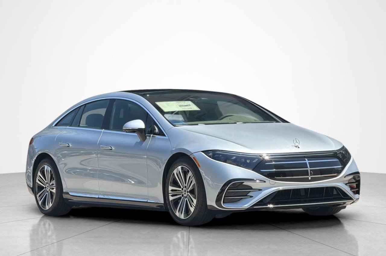 New 2026 Cirrus Silver Metallic Mercedes-Benz EQS 450 4MATIC® Sedan image 7