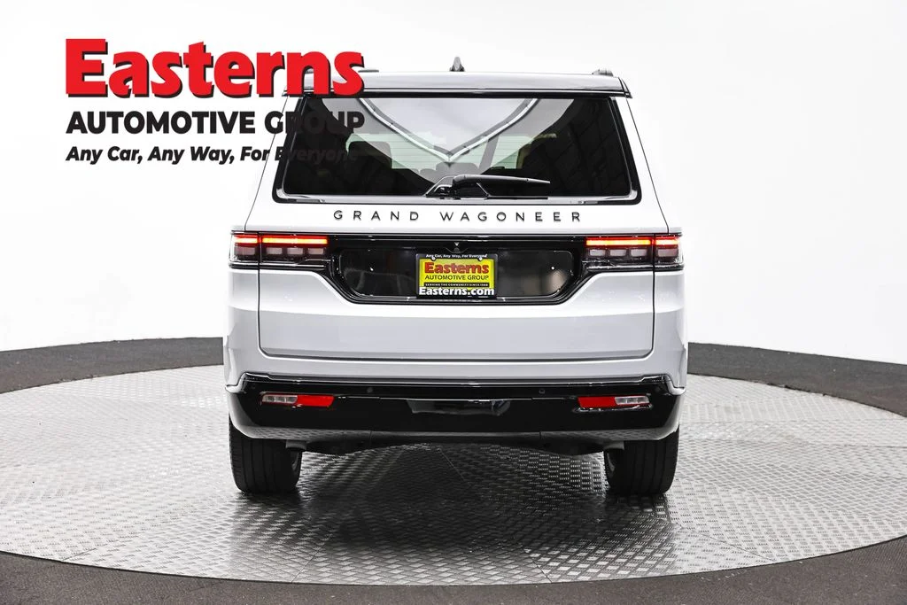 Used 2025 White Jeep Series III image 6