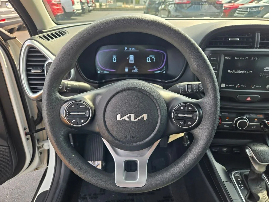 Used 2025 White Kia LX image 30