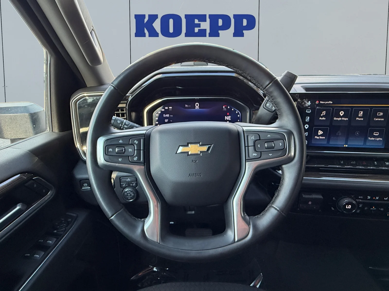 Used 2025 Summit White Chevrolet LT image 13