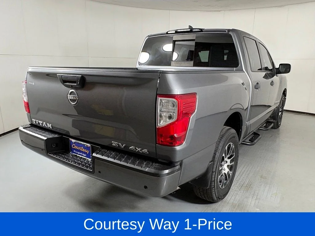 Used 2024 Gray Nissan SV image 11