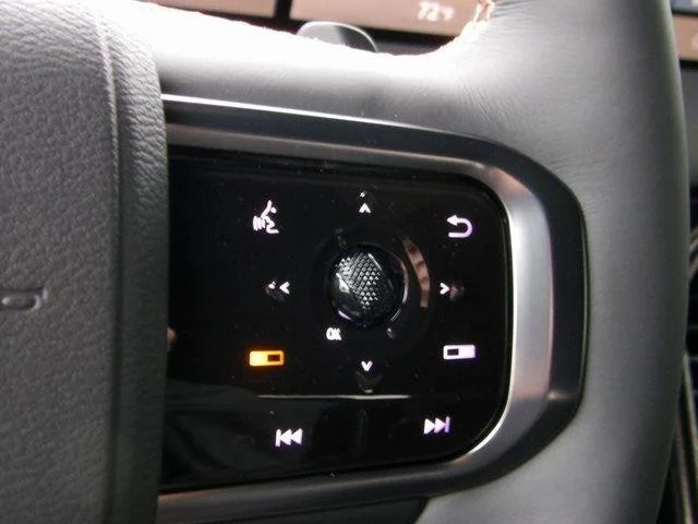 2025 Nissan Armada PRO-4X - Photo 34