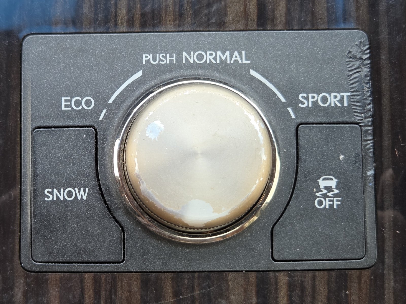 Used 2015 Pearl Lexus 460 image 11