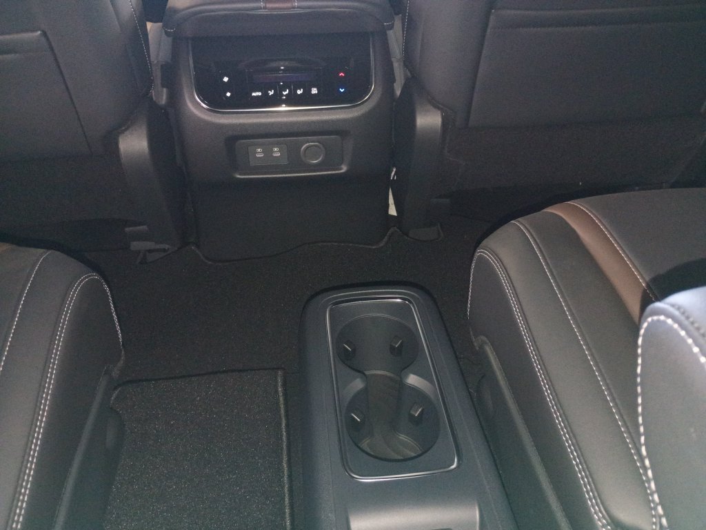 2026 Nissan Armada SL - Photo 19