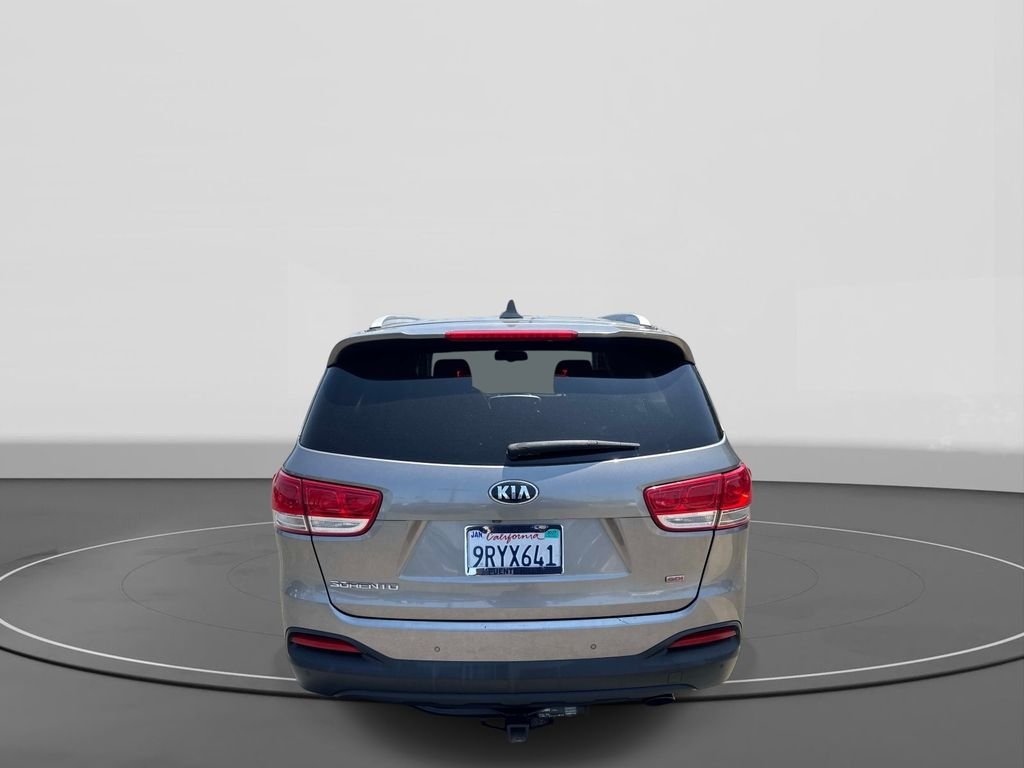 Used 2017 Titanium Silver Kia LX image 5