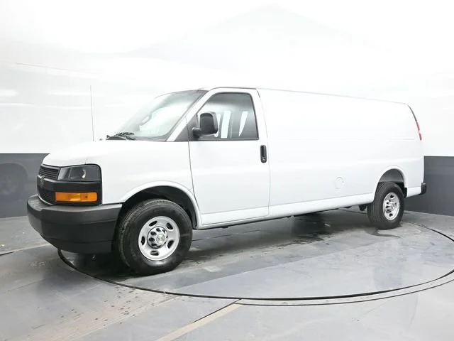 2026 Chevrolet Express Cargo Work Van - Photo 5