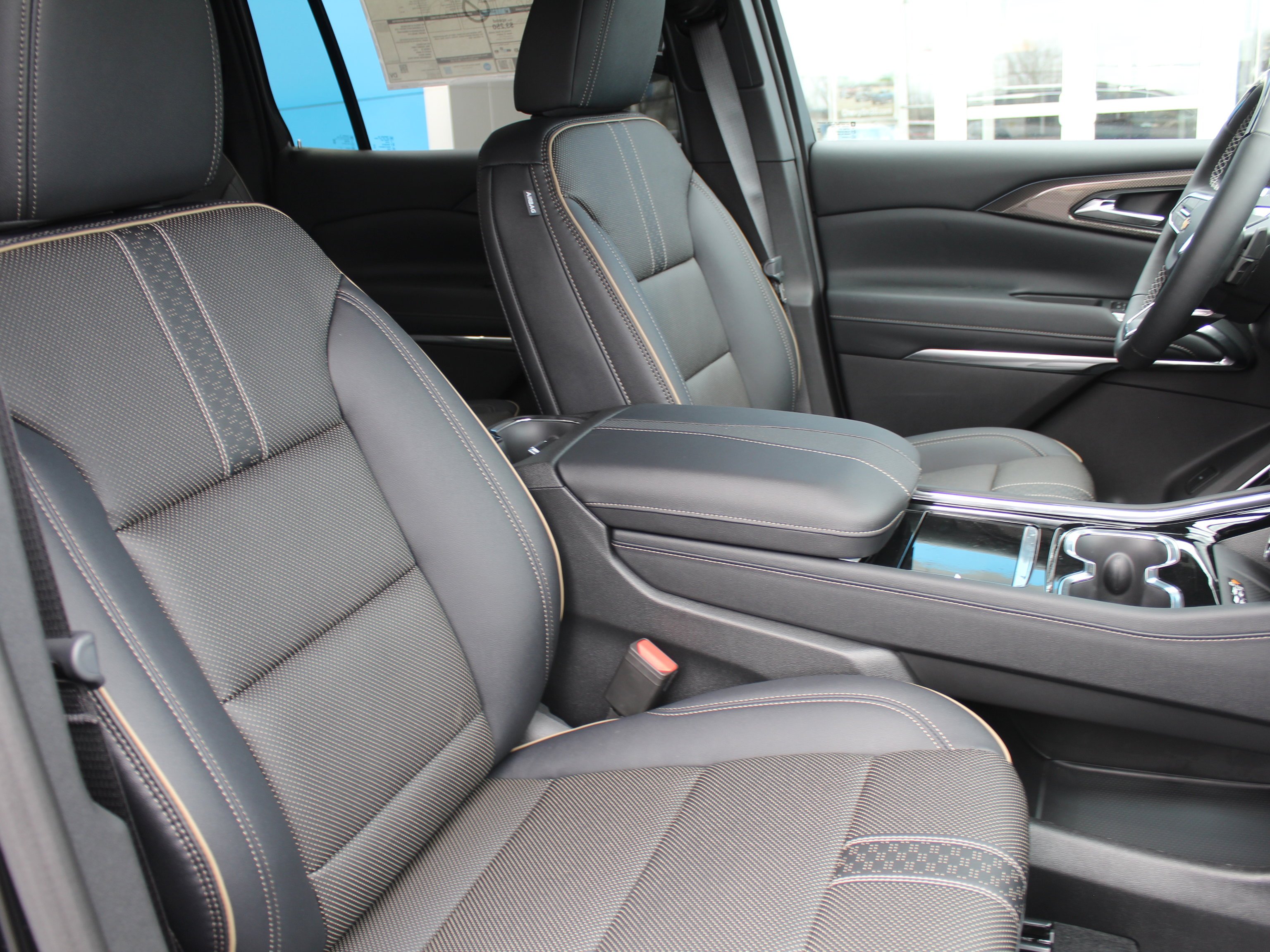 2026 Chevrolet Traverse High Country - Photo 15