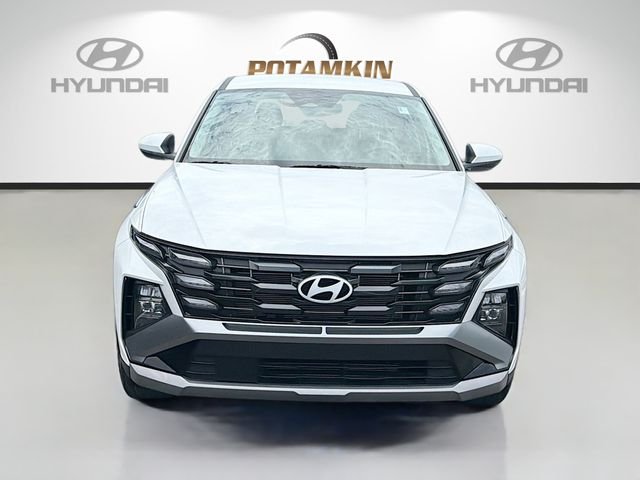2025 Hyundai Tucson SE - Photo 2