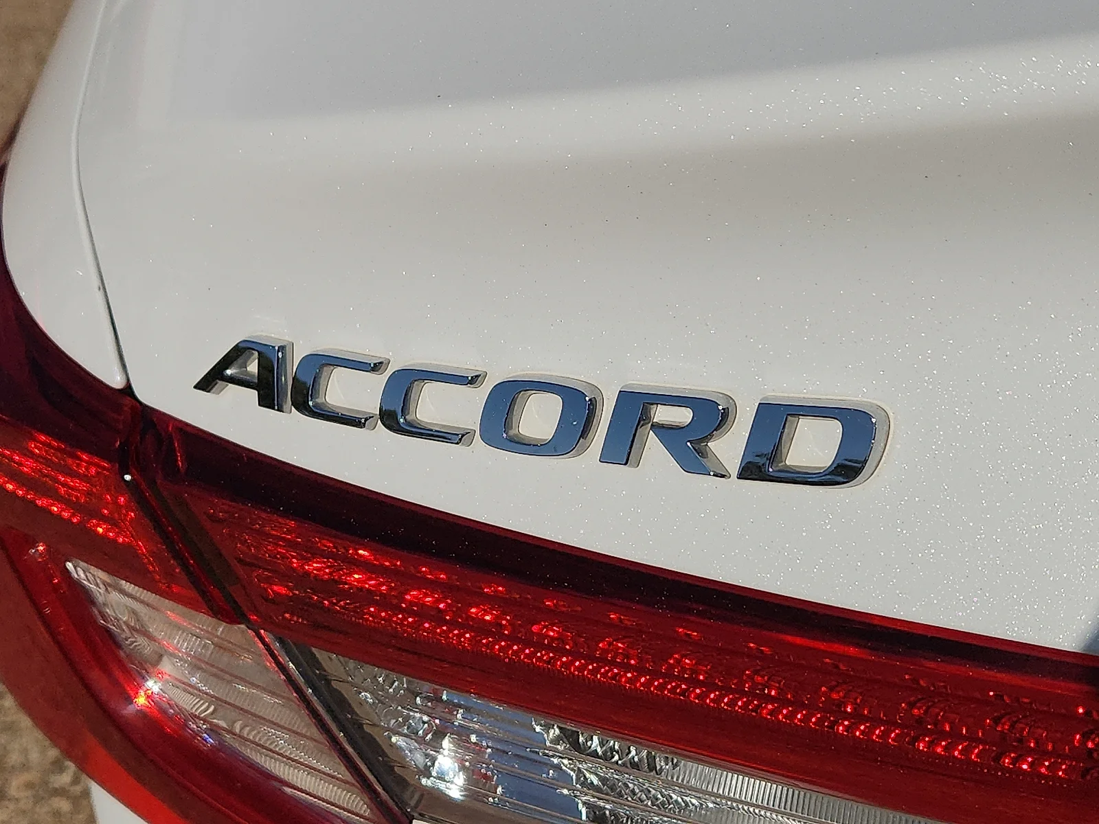 Used 2019 Platinum White Pearl Honda EX image 8