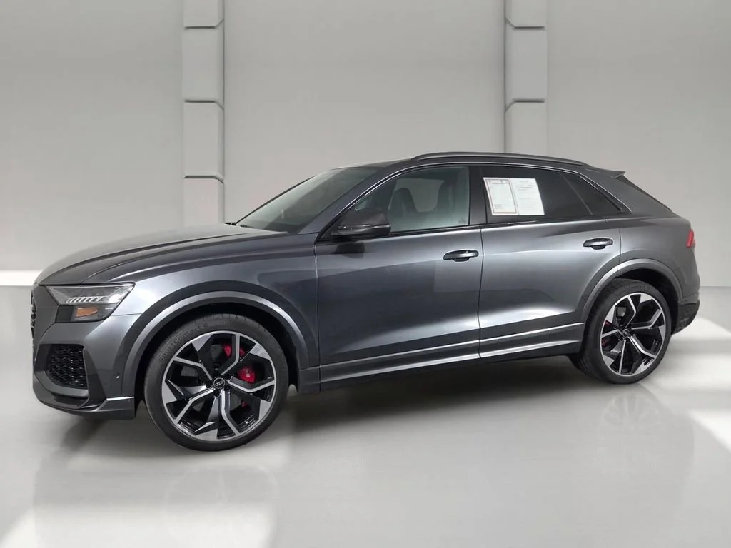 Used 2024 Daytona Gray Pearl Effect Audi 4.0T image 8