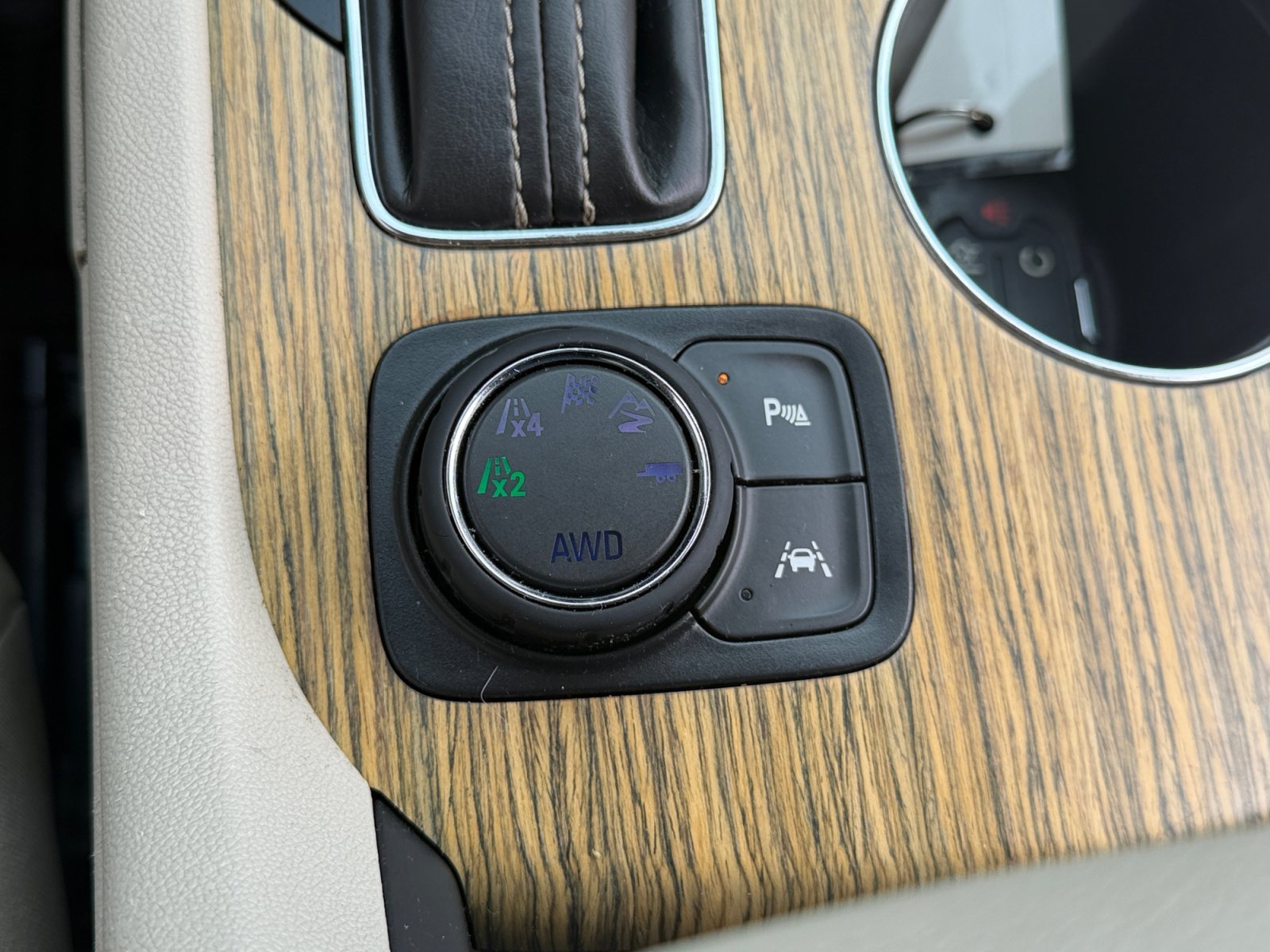 Used 2017 Ebony Twilight Metallic GMC Denali image 24