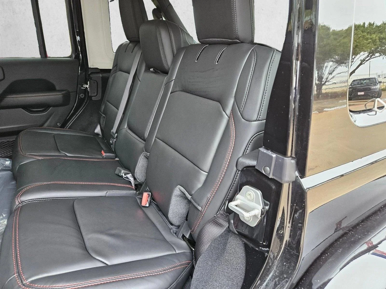 New 2026 Black Clearcoat Jeep Rubicon image 10