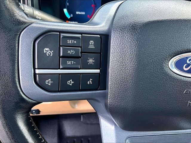Used 2023 Black Metallic Ford Lariat image 24