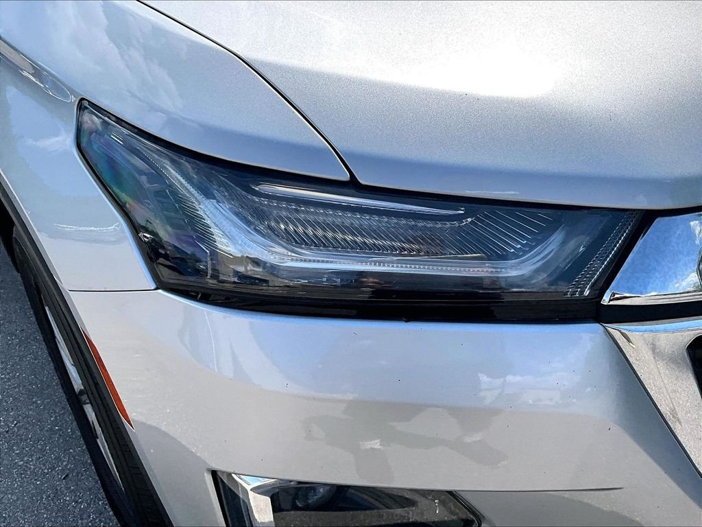 Used 2022 Silver Ice Metallic Chevrolet LT Leather image 34