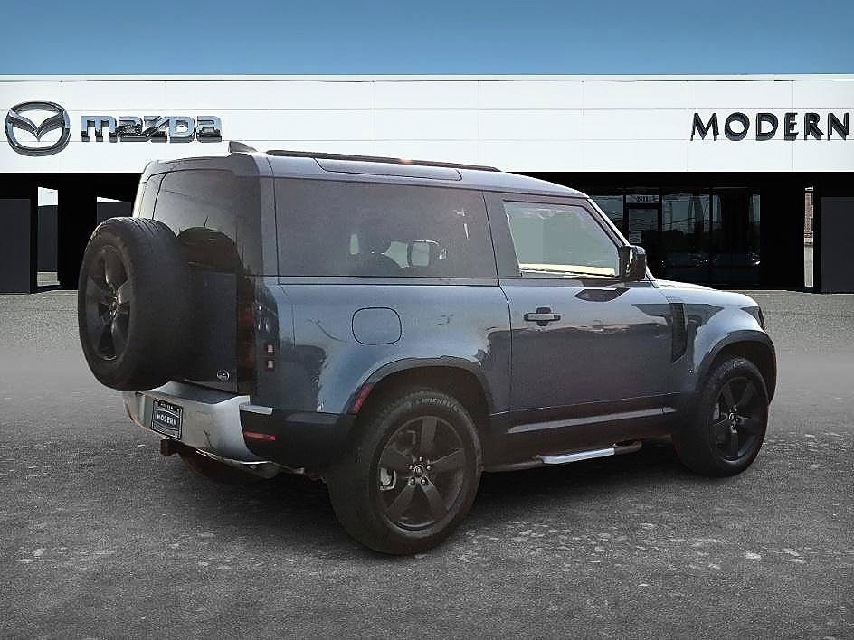 Used 2023 Tasman Blue Metallic Land Rover SE image 5