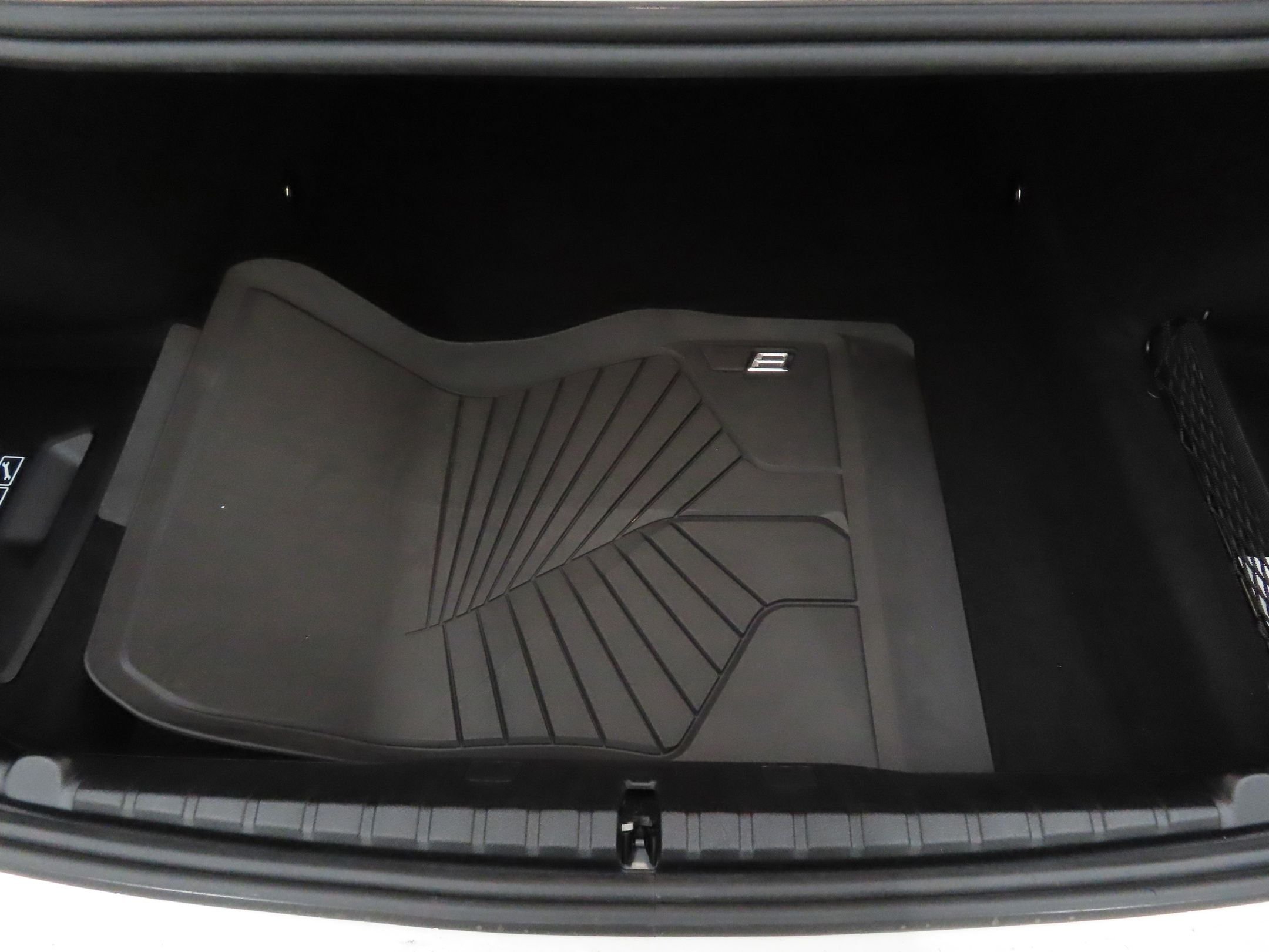Used 2023 White BMW 840i image 22