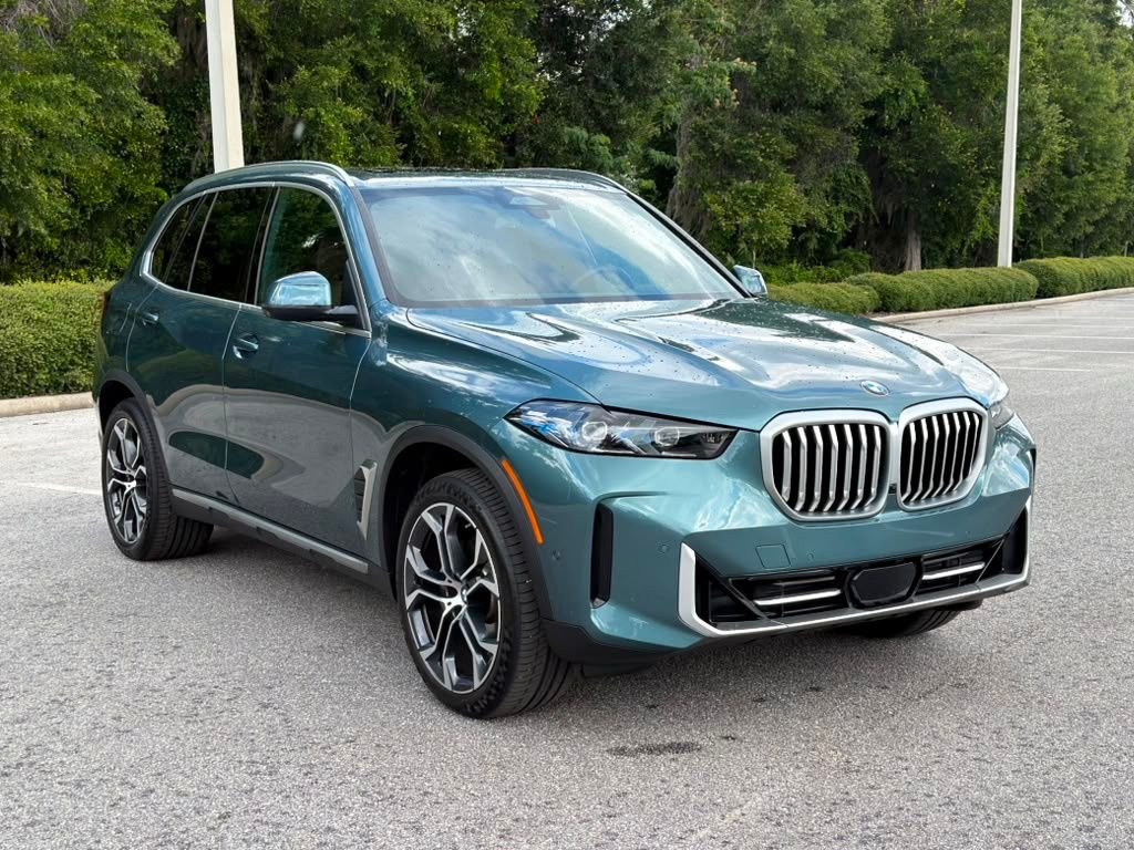 Used 2026 Blue BMW xDrive40i image 7