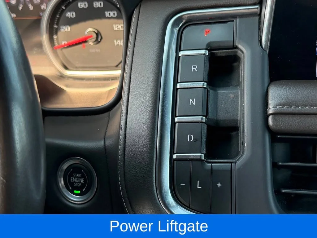 Used 2021 BLACK Chevrolet Z71 image 31
