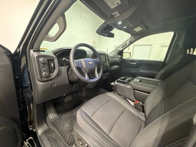 Used 2025 Black Chevrolet Custom image 9