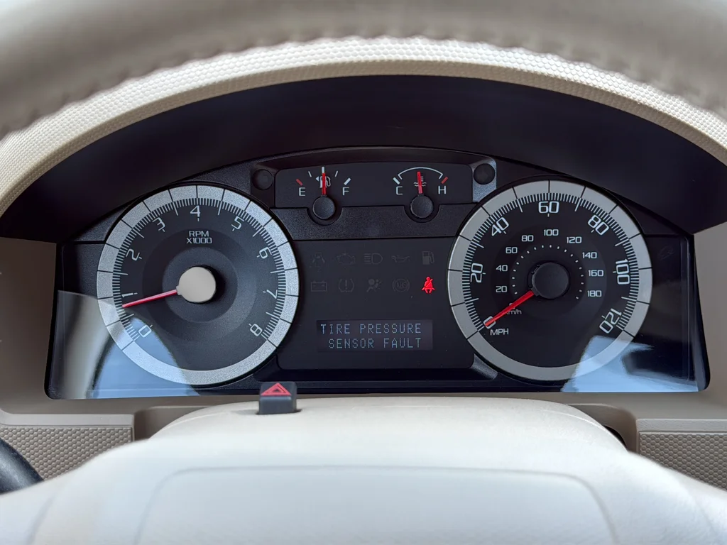 Used 2009 White Ford XLT image 20
