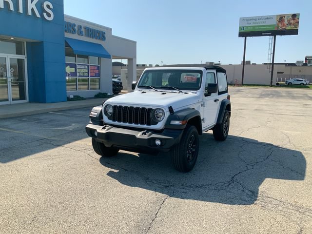 Used 2024 White Jeep Sport image 2