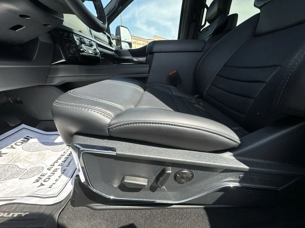 Used 2026 Gray Ford Platinum image 12