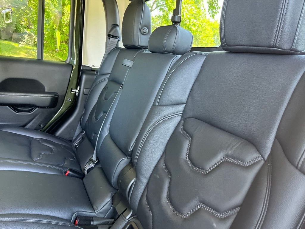 Used 2021 Green Clearcoat Jeep Overland image 46