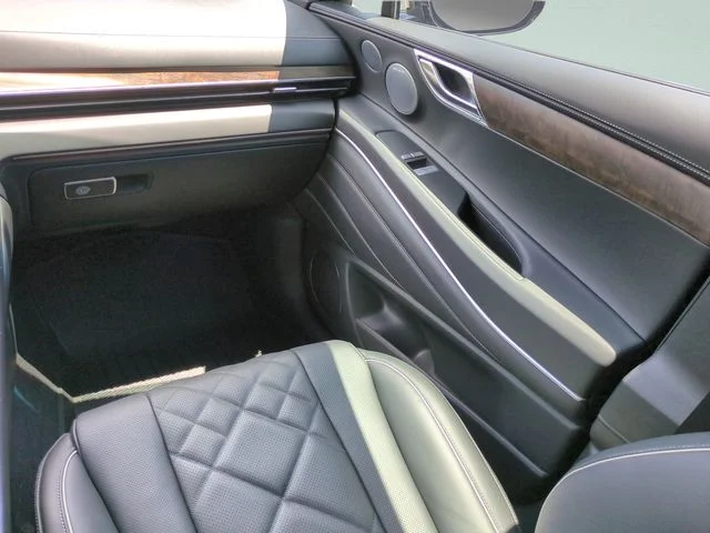 Used 2025 Green Genesis 3.5T Prestige image 13