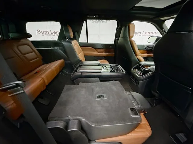 Used 2019 Black Lincoln Reserve image 30